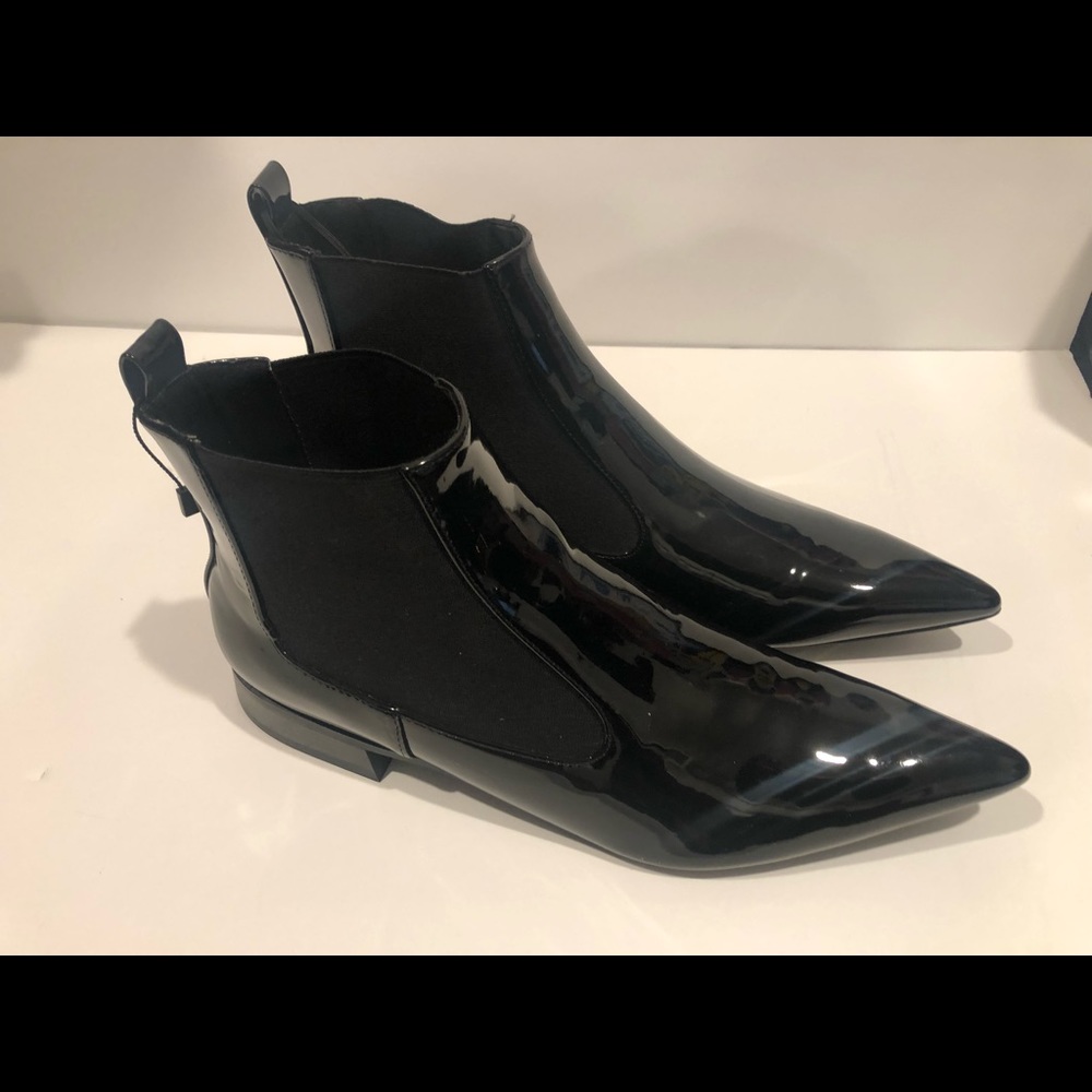 Zara patent ankle bootie sz 42